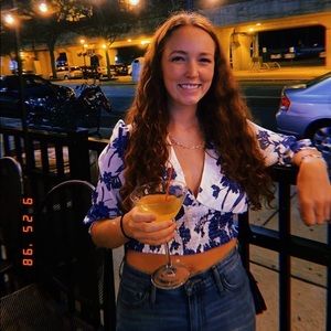 Meet your Posher, Allison